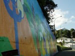 We discovered this mural seems to have been painted while we were away! It is just across the road from Balaena Bay.