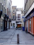 Our fav bookshop in Cambridge, Borders!  The side entrance via Market Passage, smack in the middle of Cambridge CBD.  Three floors of books and a Starbucks Cafe.  What more could you want??  Oh.  Parking.