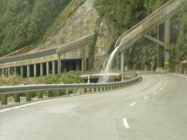 Close up of the aquaduct.