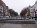 Looking away from Brussels city centre and toward our hotel, Avenue Louise, where you can buy real fur coats and all manner of other luxury goods!  Much more interesting window shopping than anywhere else we've been!!