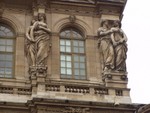 The outside of the Louvre building is adorned with many beautifully carved statues, albeit semi-nudey.  A few were quite modest...